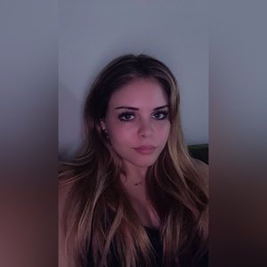 Meet your Posher, Violet